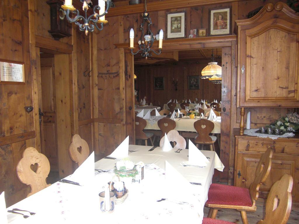Hotel Restaurant Eifelstube Weibern Exterior foto